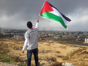 Leia mais sobre o artigo Hamas aceita que grupo independente comande Gaza em transição