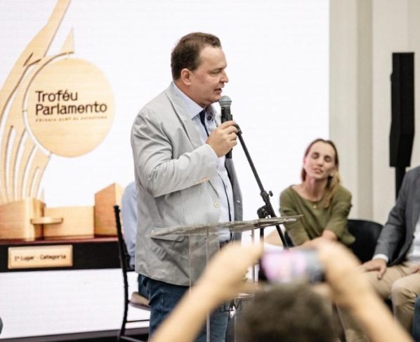 No momento, você está visualizando Max Russi lança 1º Prêmio ALMT de Jornalismo para valorizar a imprensa de MT