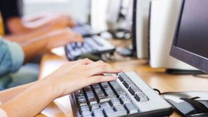 Leia mais sobre o artigo Várzea Grande abre inscrições para curso gratuito de Informática Básica