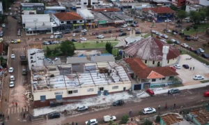 Leia mais sobre o artigo Governo trabalha para liberar FGTS de atingidos por tornado no PR