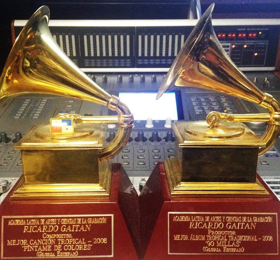 No momento, você está visualizando Grammy Latino 2025: conheça brasileiros que ganharam o prêmio