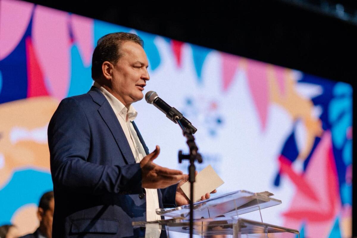 No momento, você está visualizando Leis e projetos do deputado Max ampliam inclusão de pessoas surdas em MT