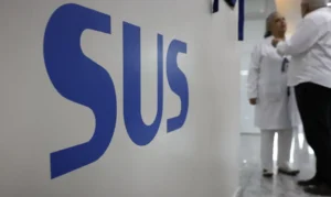 Leia mais sobre o artigo Saúde anuncia R$ 9,8 bi para adaptar SUS a mudanças climáticas