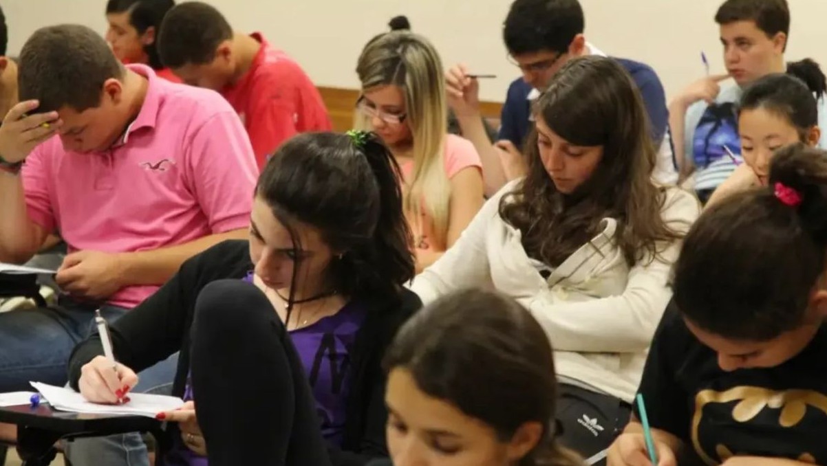 No momento, você está visualizando CNU 2025: Prova discursiva acontece neste domingo; veja tudo sobre o exame