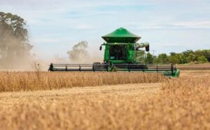 Leia mais sobre o artigo Lei de MT leva tradings a planejar saída da Moratória da Soja em 2026