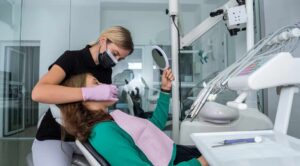 Leia mais sobre o artigo Canal nos dentes pode ajudar a controlar a glicemia, diz estudo