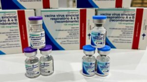 Leia mais sobre o artigo Vacina contra bronquiolite está disponível nas USF de Várzea Grande