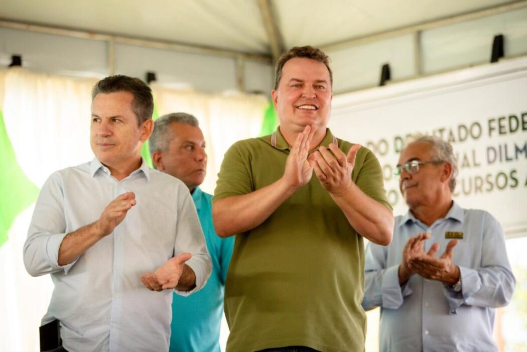 No momento, você está visualizando Max Russi participa de entregas de obras em municípios do Norte Araguaia