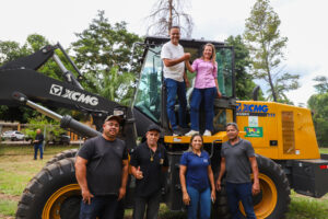 Leia mais sobre o artigo Várzea Grande recebe maquinário do MAPA para fortalecimento da Agricultura Familiar