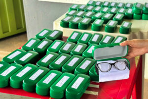 Leia mais sobre o artigo Várzea Grande participa de entrega de óculos a idosos da zona rural