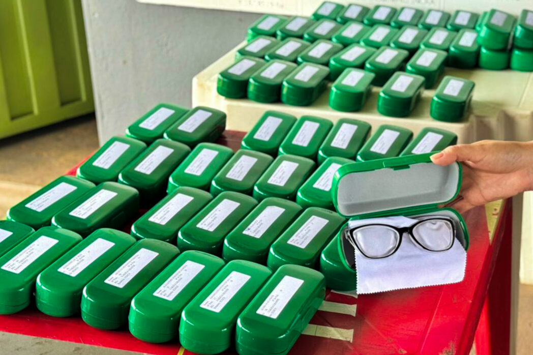 No momento, você está visualizando Várzea Grande participa de entrega de óculos a idosos da zona rural