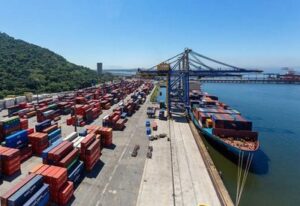 Leia mais sobre o artigo Balança comercial registra superávit na 3° semana de fevereiro