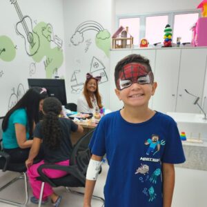 Leia mais sobre o artigo Cuiabá aposta em ações lúdicas para tornar atendimento infantil mais acolhedor