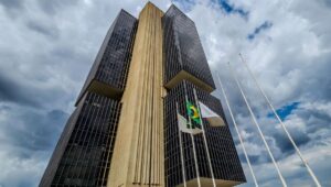 Leia mais sobre o artigo Contas externas têm saldo negativo menor em janeiro de 2026