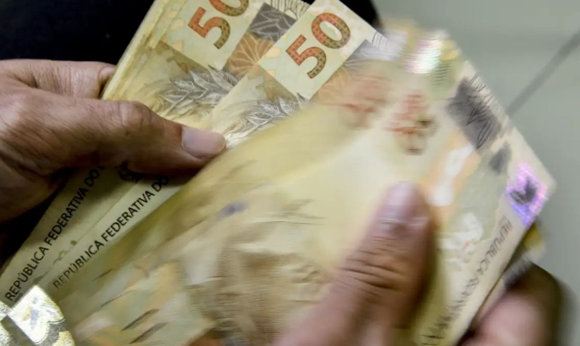 No momento, você está visualizando Mercado reduz previsão da inflação para 3,99% este ano