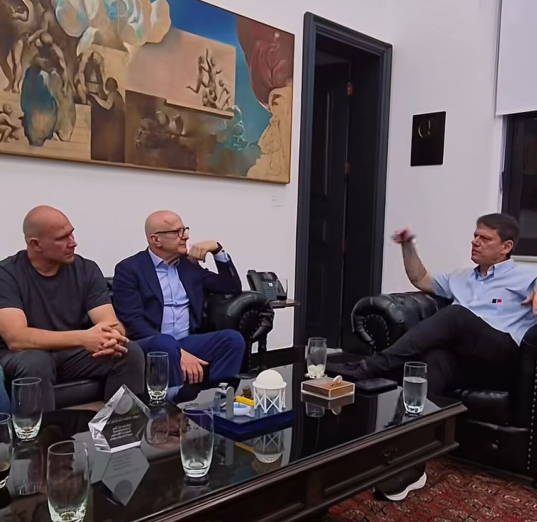 No momento, você está visualizando Em São Paulo, Abilio discute PPPs com Tarcísio e Pivetta