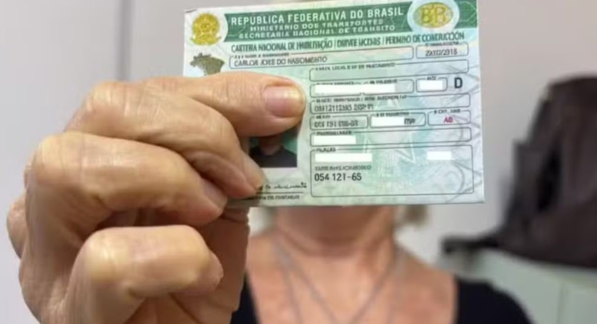 No momento, você está visualizando NOVA CNH: Economia com a renovação automática passa de R$ 1 bilhão, diz ministério