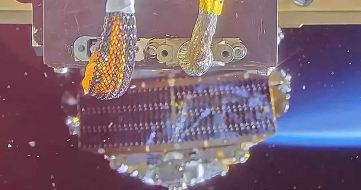 No momento, você está visualizando Rússia lança satélites de internet para rivalizar com a SpaceX