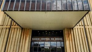 Leia mais sobre o artigo Mercado eleva previsão da inflação para 4,17% este ano