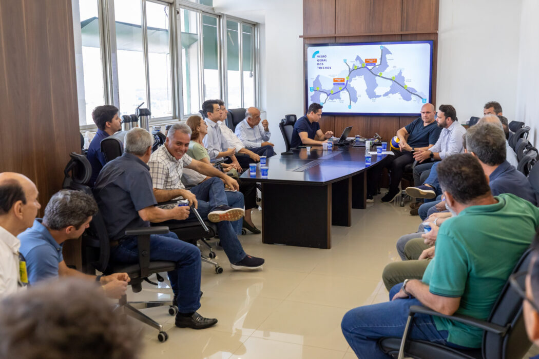 No momento, você está visualizando Prefeito Abilio articula com Nova Rota do Oeste melhorias para o Distrito Industrial