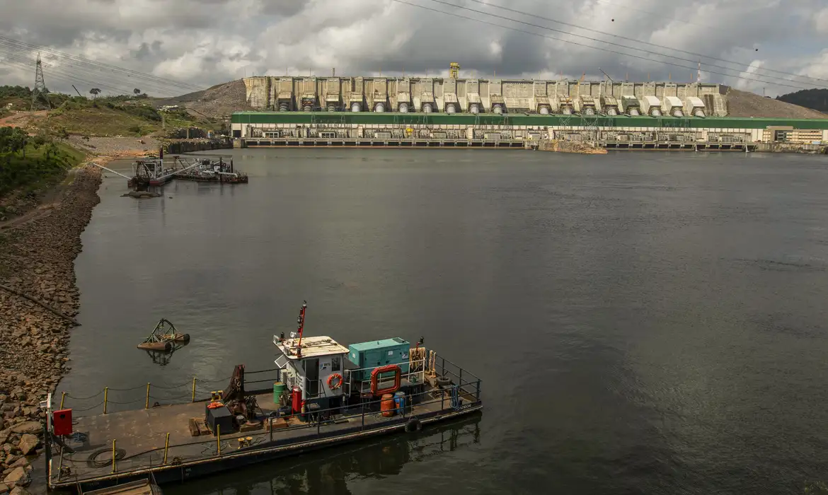 No momento, você está visualizando Aneel define que maio terá bandeira tarifária amarela