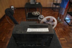 Leia mais sobre o artigo Exposição cinematográfica de Aníbal Alencastro estreia nesta terça-feira (7) no Cine Teatro Cuiabá