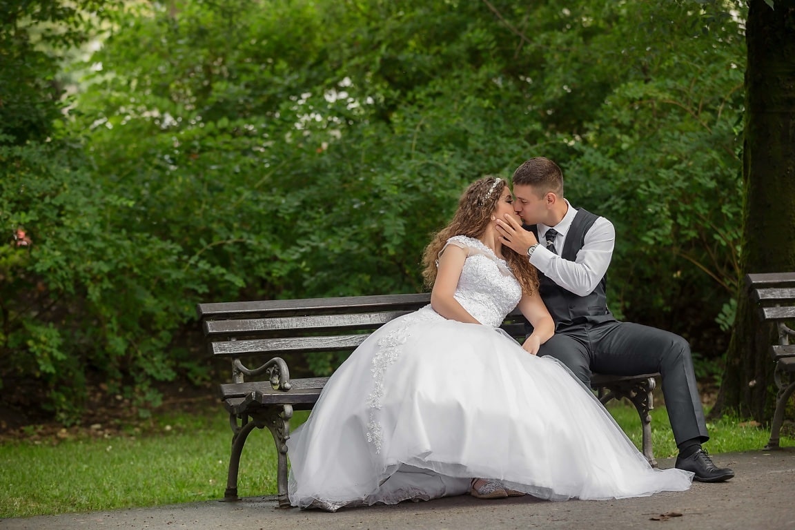 No momento, você está visualizando Hoje é Dia do Beijo; saiba curiosidades e origem da data celebrada em 13 de abril