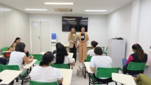 Leia mais sobre o artigo Max Russi leva apoio psicológico a profissionais da enfermagem em Cuiabá