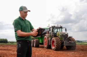 Leia mais sobre o artigo Trator autônomo já é realidade e pode reduzir combustível em até 15%