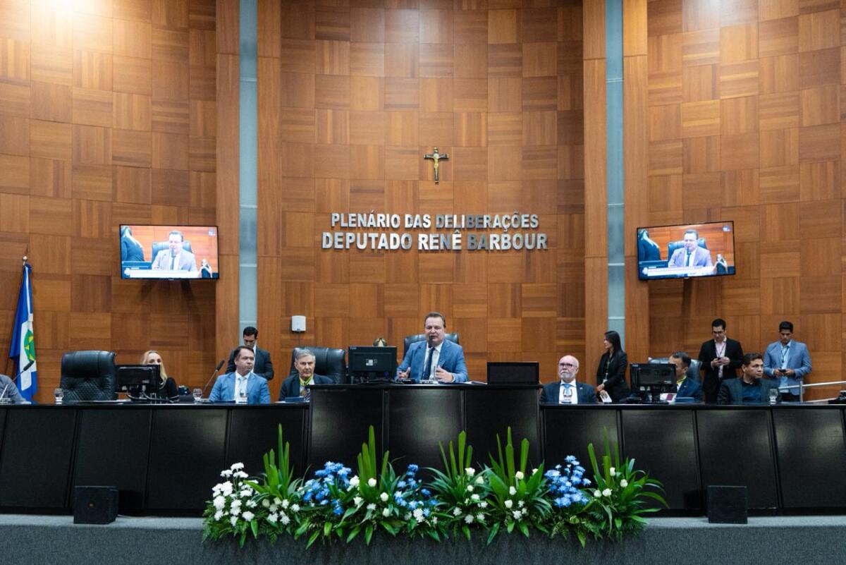 No momento, você está visualizando ALMT institui Maio Verde Esmeralda para valorização da enfermagem