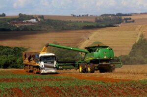Leia mais sobre o artigo Agronegócio poderá usar linha de crédito do FAT para inovação