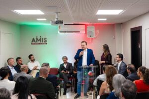 Leia mais sobre o artigo Max Russi celebra inauguração da Câmara Italiana em Cuiabá