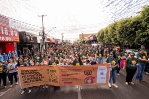 Leia mais sobre o artigo Caminhada encerra campanha contra o abuso e exploração sexual de crianças e adolescentes em Rondonópolisl