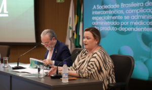 Leia mais sobre o artigo CFM proíbe uso do PMMA em procedimentos de preenchimento estético
