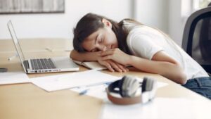 Leia mais sobre o artigo Parar não é descansar; entenda o erro que afeta sua saúde