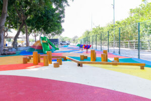 Leia mais sobre o artigo Prefeitura entrega novo playground na Orla do Porto e amplia espaços de lazer