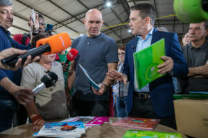 Leia mais sobre o artigo Presidente do TCE elogia transparência de Abilio durante vistoria em materiais escolares