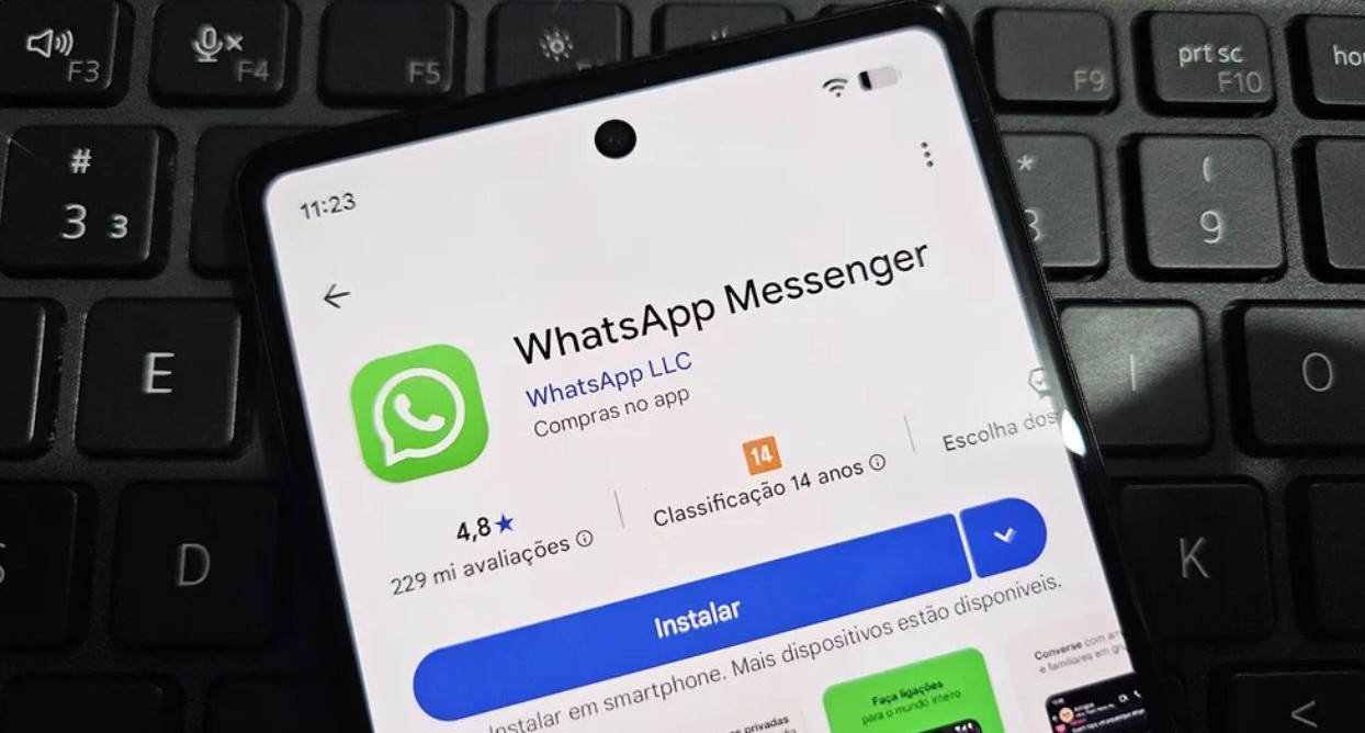 No momento, você está visualizando WhatsApp imita o Instagram e libera compartilhamento de música no Status