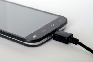 Leia mais sobre o artigo Bateria de silício-carbono torna seu celular mais eficiente