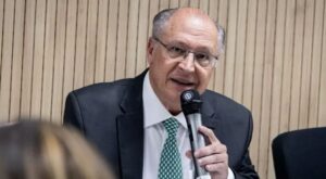 Leia mais sobre o artigo Brasil não quer retaliar EUA ao aplicar reciprocidade, diz Alckmin