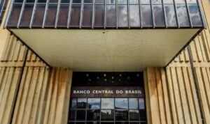 Leia mais sobre o artigo Copom inicia nesta terça reunião para definir taxa básica de juros