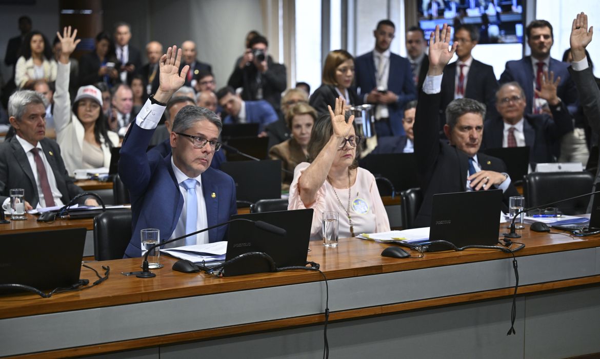 No momento, você está visualizando CCJ do Senado aprova texto-base da PEC da Segurança Pública