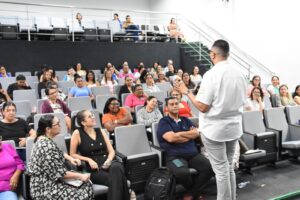 Leia mais sobre o artigo Cuiabá capacita 130 professores para combater defasagem na rede municipal