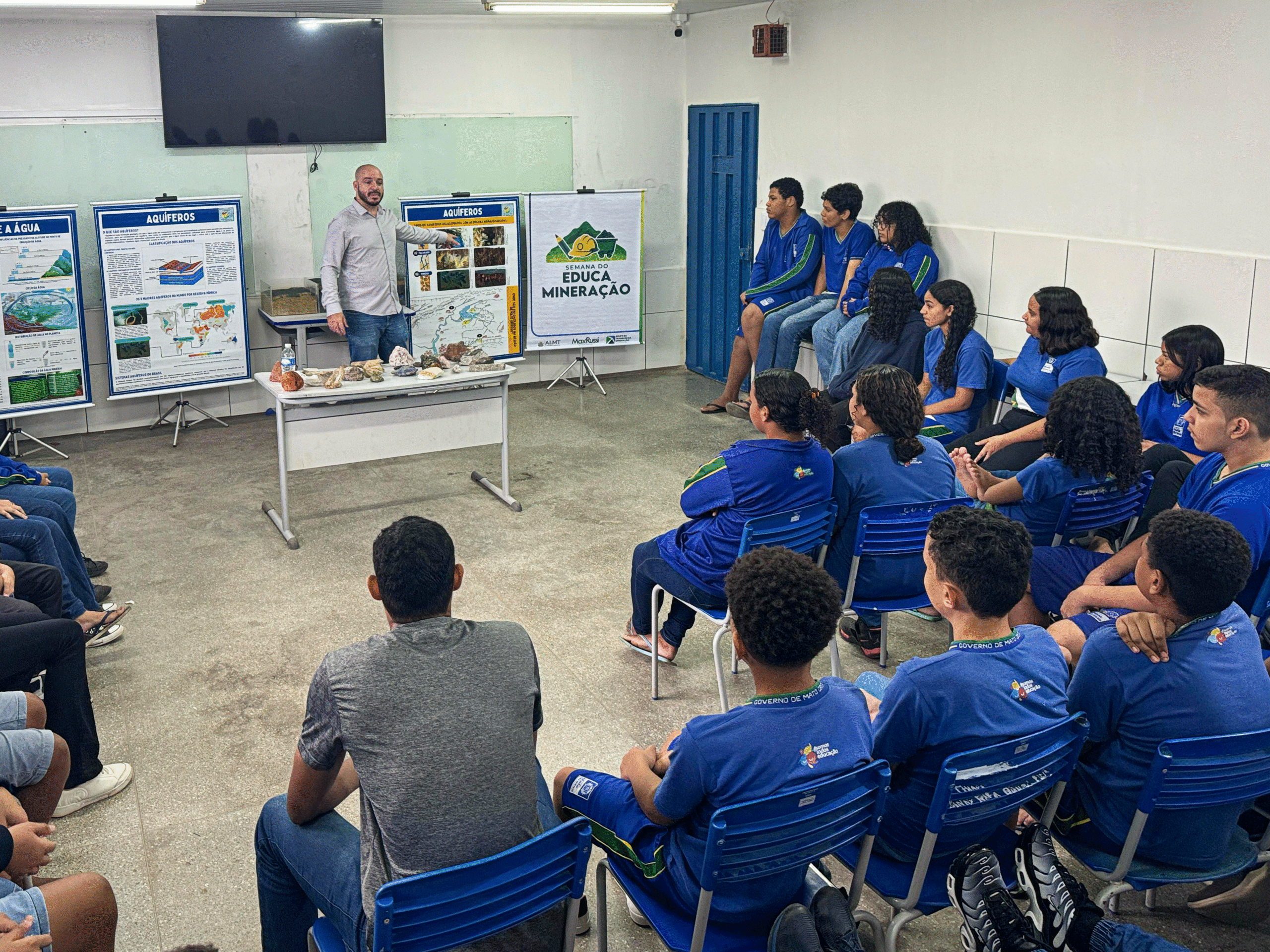 No momento, você está visualizando Mais de 20 mil estudantes terão oficinas sobre recursos minerais por iniciativa de Max