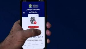 Leia mais sobre o artigo Como baixar o e-Título? Saiba acessar e usar o aplicativo nas Eleições 2026