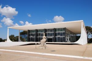 Leia mais sobre o artigo Zanin nega pedido de liminar para abrir CPI sobre ministros e caso Master