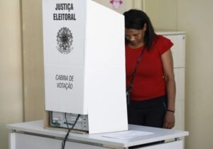 Leia mais sobre o artigo Observadores internacionais chegam ao Brasil para monitorar eleições