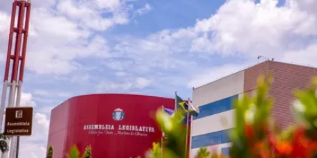 ALMT retoma atividades com sessões plenárias e orçamento