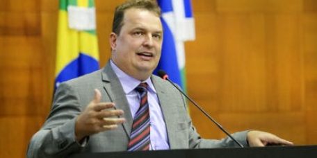 Articulação de Max Russi viabiliza construção de escola moderna