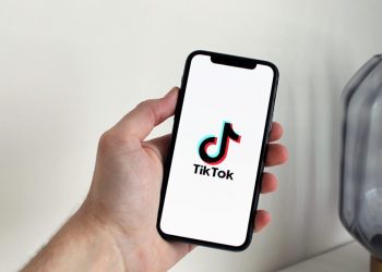 Canadá fecha escritório TikTok por “risco de segurança nacional”